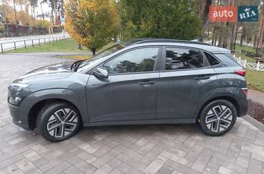 Позашляховик / Кросовер Hyundai Kona Electric 2022 в  фото 7 Позашляховик / Кросовер Hyundai Kona Electric 2022 в