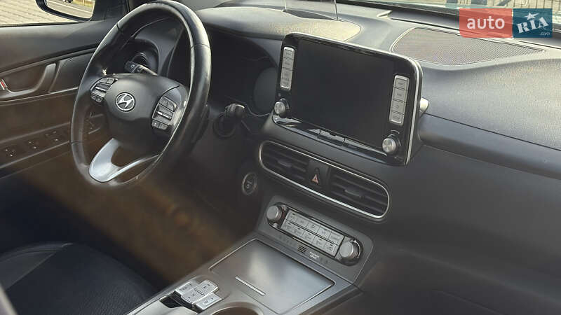 Внедорожник / Кроссовер Hyundai Kona Electric 2018 в Луцке фото 27 Внедорожник / Кроссовер Hyundai Kona Electric 2018 в Луцке