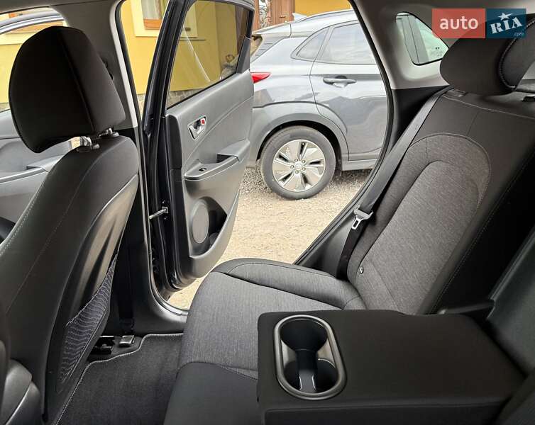 Позашляховик / Кросовер Hyundai Kona Electric 2020 в Львові фото 58 Позашляховик / Кросовер Hyundai Kona Electric 2020 в Львові