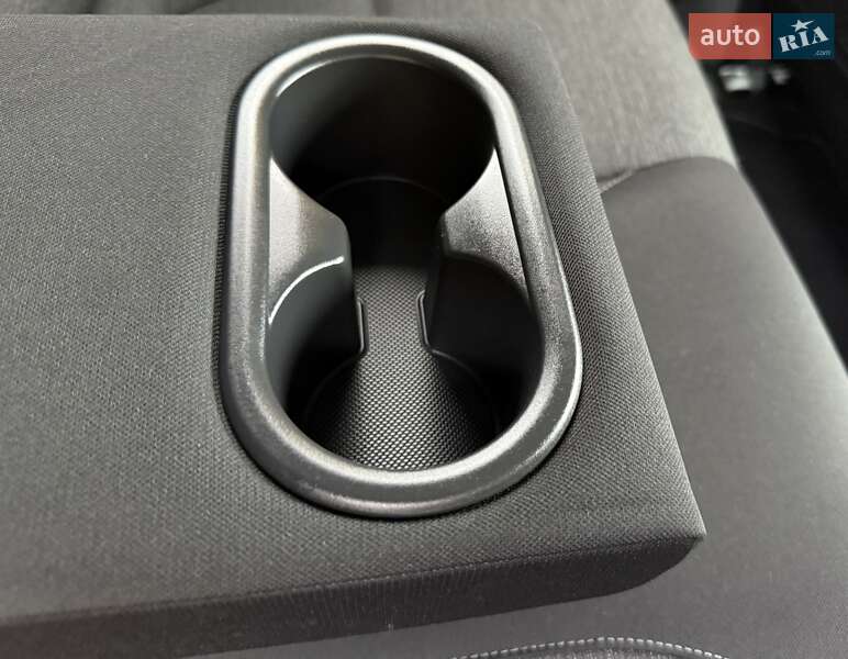 Позашляховик / Кросовер Hyundai Kona Electric 2020 в Львові фото 122 Позашляховик / Кросовер Hyundai Kona Electric 2020 в Львові