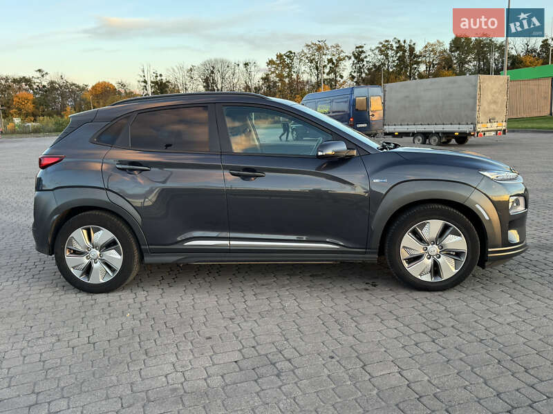 Позашляховик / Кросовер Hyundai Kona Electric 2020 в Радивиліві фото 8 Позашляховик / Кросовер Hyundai Kona Electric 2020 в Радивиліві