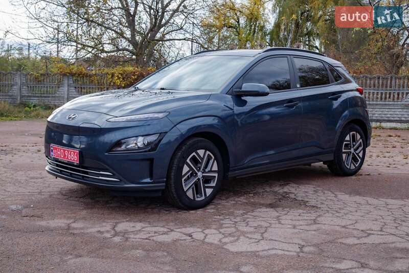Внедорожник / Кроссовер Hyundai Kona Electric 2022 в Бердичеве