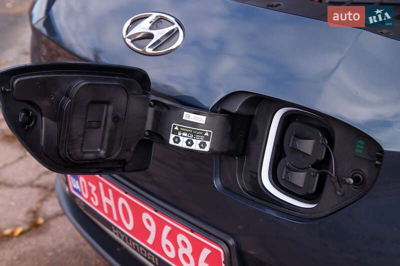 Внедорожник / Кроссовер Hyundai Kona Electric 2022 в Бердичеве
