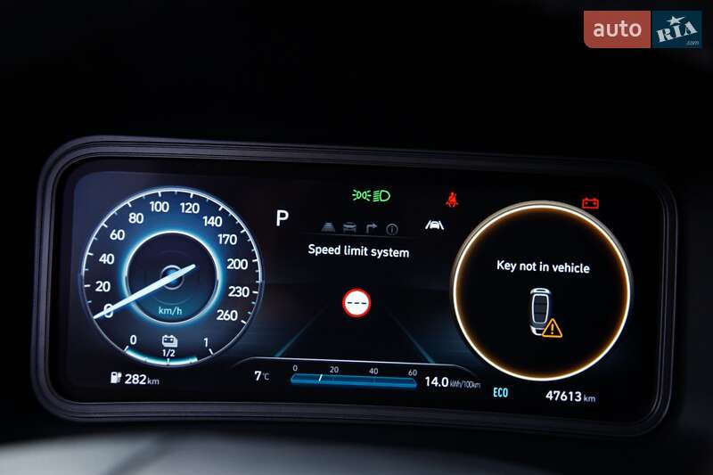 Внедорожник / Кроссовер Hyundai Kona Electric 2022 в Бердичеве