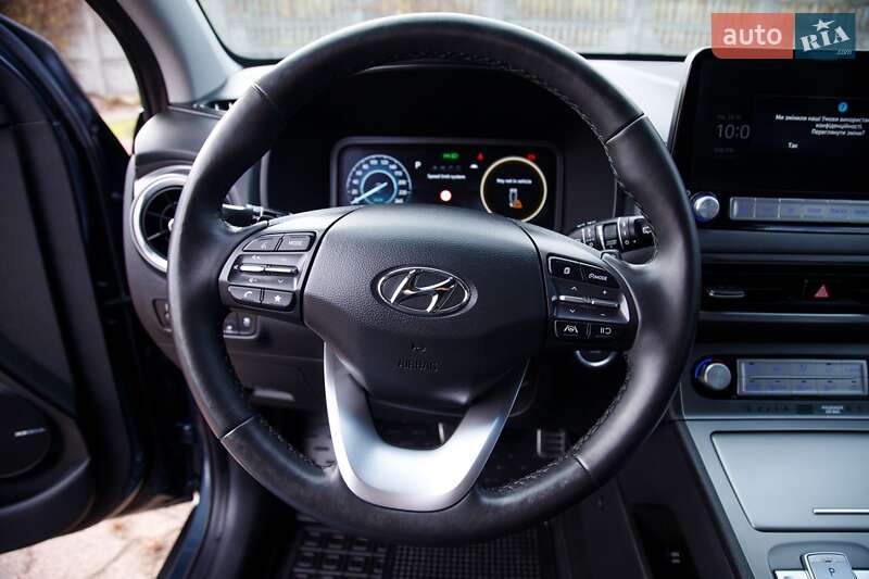 Внедорожник / Кроссовер Hyundai Kona Electric 2022 в Бердичеве