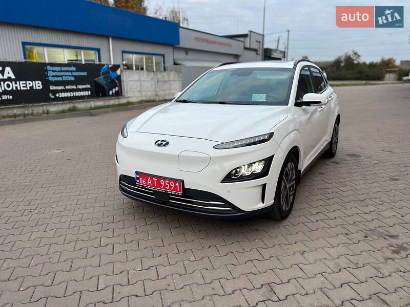 Позашляховик / Кросовер Hyundai Kona Electric 2021 в Житомирі