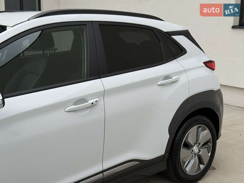 Позашляховик / Кросовер Hyundai Kona Electric 2020 в Луцьку фото 7 Позашляховик / Кросовер Hyundai Kona Electric 2020 в Луцьку