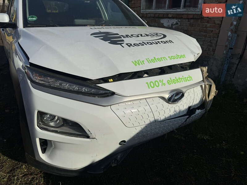 Позашляховик / Кросовер Hyundai Kona Electric 2020 в Рівному