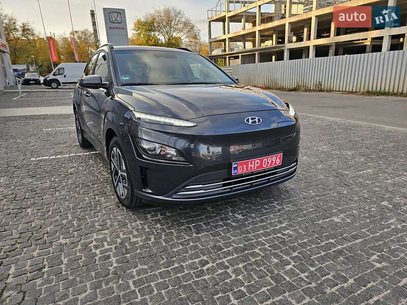 Внедорожник / Кроссовер Hyundai Kona Electric 2022 в Днепре