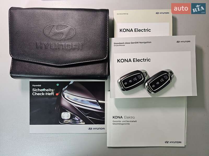 Внедорожник / Кроссовер Hyundai Kona Electric 2022 в Днепре