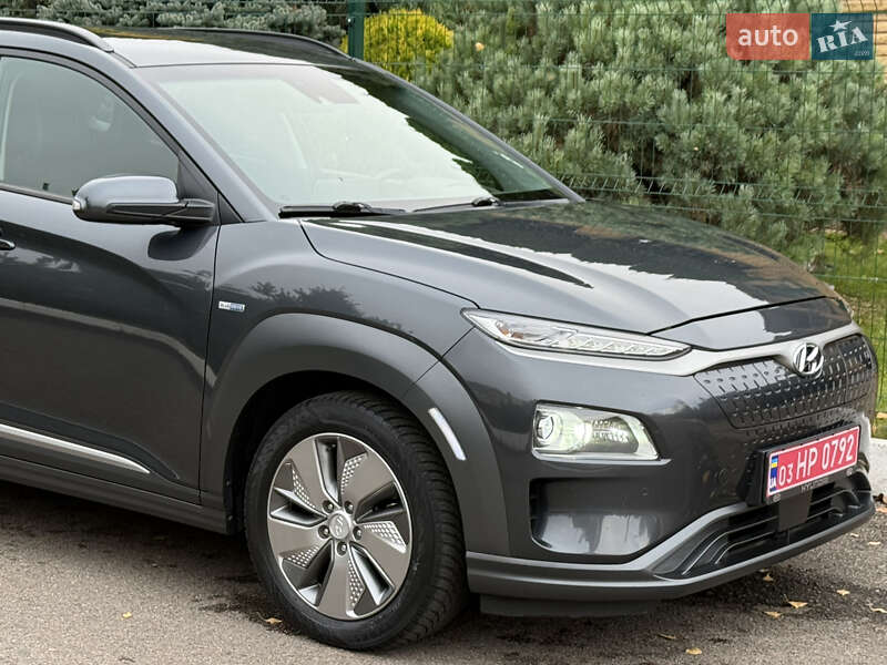 Внедорожник / Кроссовер Hyundai Kona Electric 2020 в Ровно