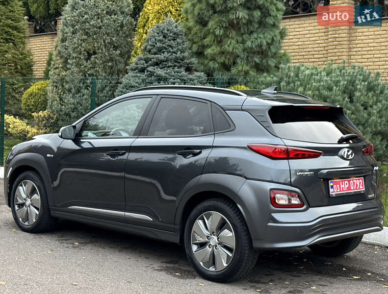 Внедорожник / Кроссовер Hyundai Kona Electric 2020 в Ровно