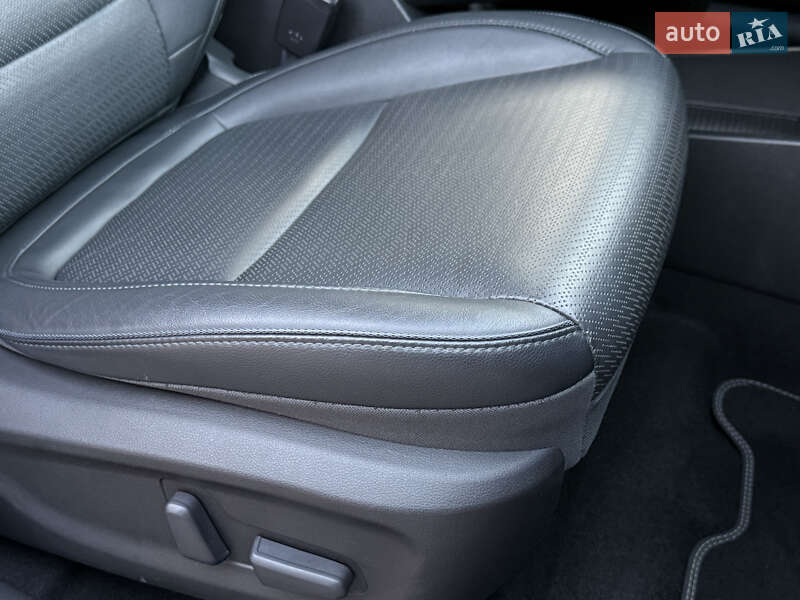 Внедорожник / Кроссовер Hyundai Kona Electric 2020 в Ровно