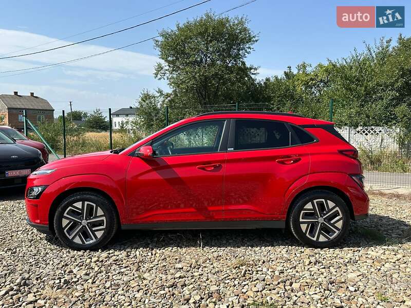 Внедорожник / Кроссовер Hyundai Kona Electric 2021 в Львове