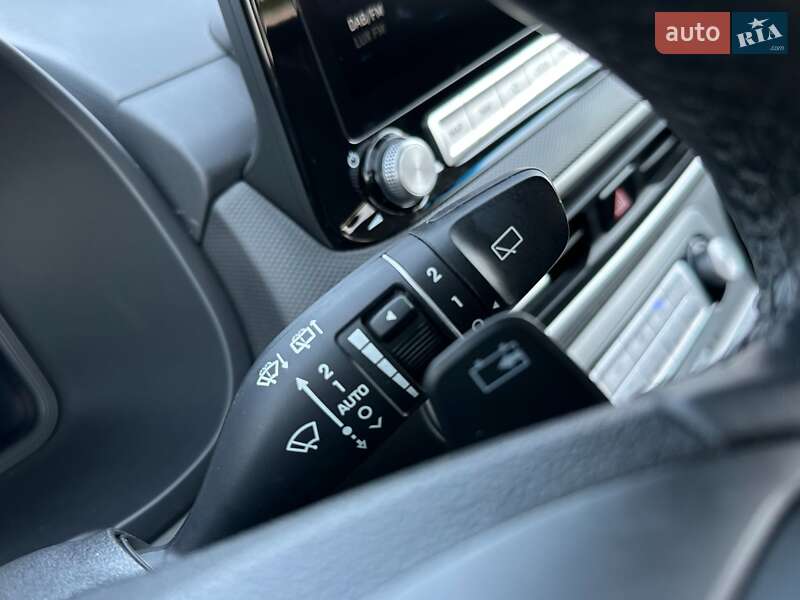 Внедорожник / Кроссовер Hyundai Kona Electric 2021 в Львове