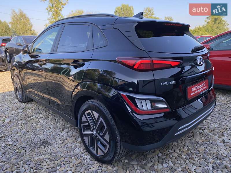 Внедорожник / Кроссовер Hyundai Kona Electric 2021 в Львове