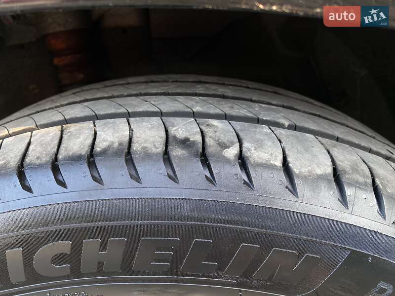 Внедорожник / Кроссовер Hyundai Kona Electric 2021 в Львове