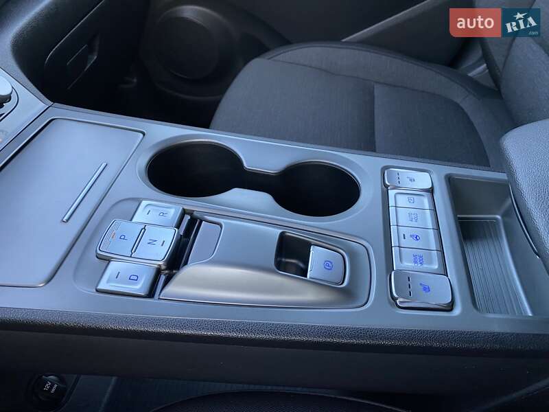 Внедорожник / Кроссовер Hyundai Kona Electric 2021 в Львове