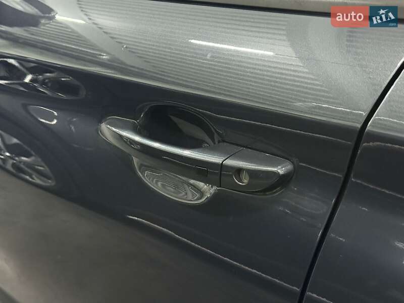 Позашляховик / Кросовер Hyundai Kona Electric 2020 в Луцьку