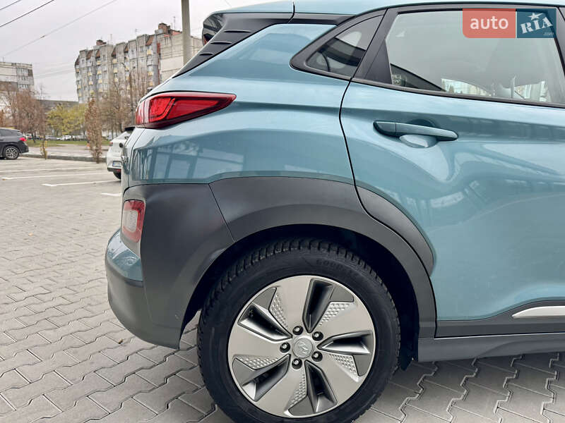 Позашляховик / Кросовер Hyundai Kona Electric 2020 в Івано-Франківську