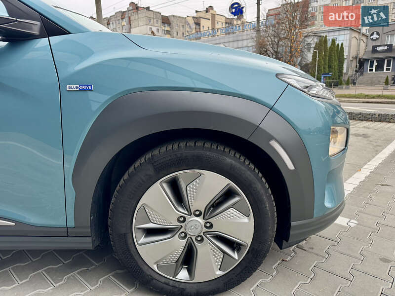 Позашляховик / Кросовер Hyundai Kona Electric 2020 в Івано-Франківську