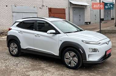 Внедорожник / Кроссовер Hyundai Kona Electric 2020 в Житомире