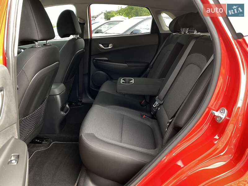 Внедорожник / Кроссовер Hyundai Kona Electric 2022 в Львове