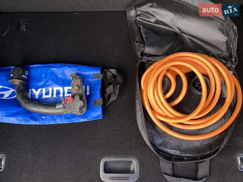 Внедорожник / Кроссовер Hyundai Kona Electric 2022 в Львове