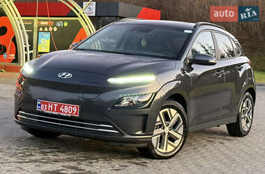 Внедорожник / Кроссовер Hyundai Kona Electric 2023 в Тернополе