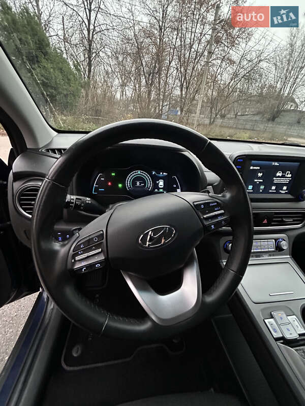 Позашляховик / Кросовер Hyundai Kona Electric 2020 в Дніпрі