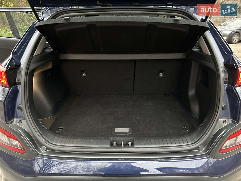 Позашляховик / Кросовер Hyundai Kona Electric 2020 в Дніпрі