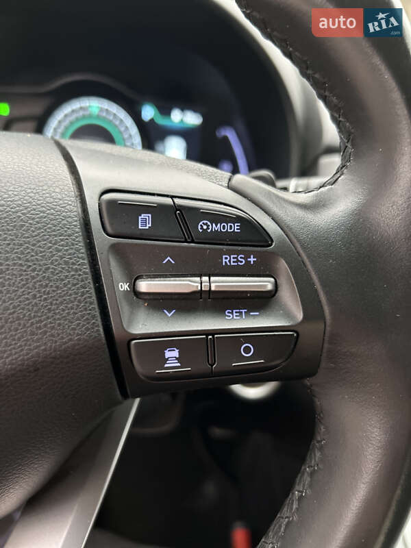 Позашляховик / Кросовер Hyundai Kona Electric 2020 в Дніпрі