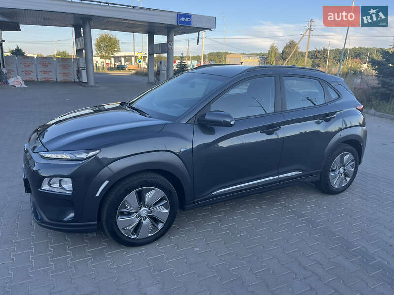 Внедорожник / Кроссовер Hyundai Kona Electric 2020 в Виннице