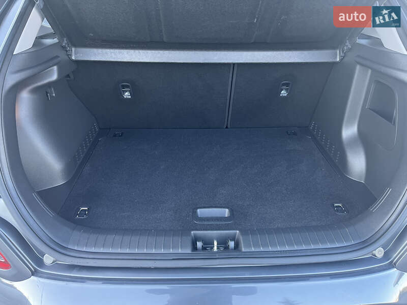 Внедорожник / Кроссовер Hyundai Kona Electric 2020 в Виннице