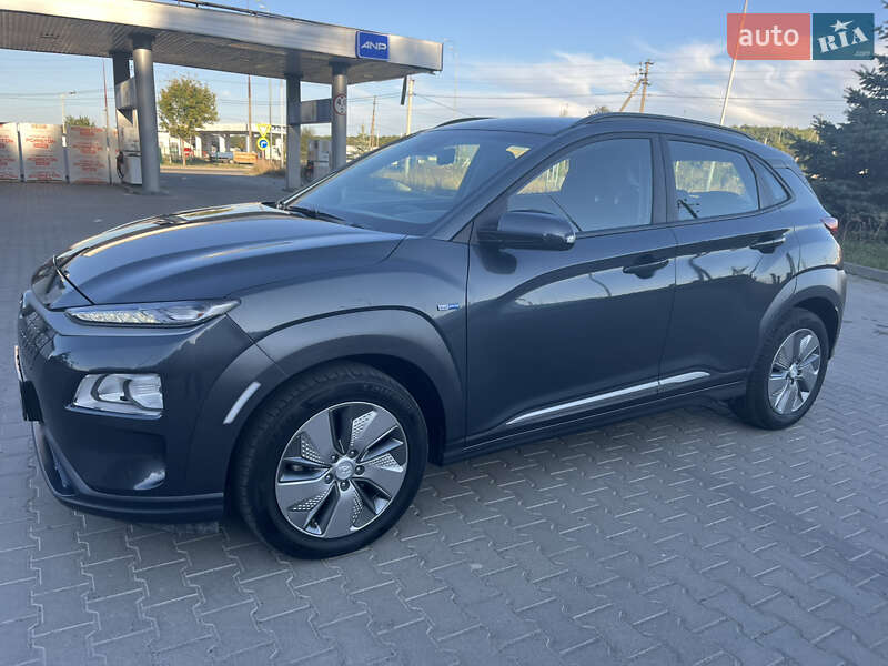 Внедорожник / Кроссовер Hyundai Kona Electric 2020 в Виннице