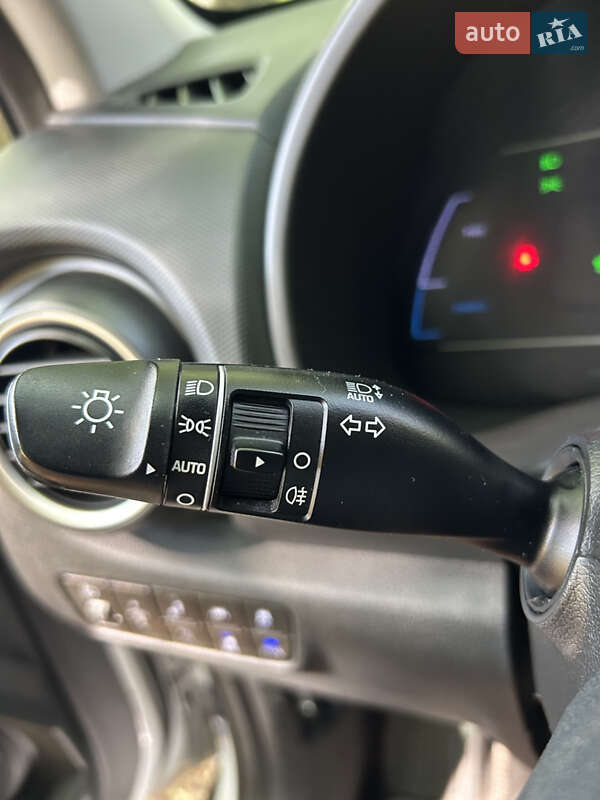 Внедорожник / Кроссовер Hyundai Kona Electric 2020 в Днепре фото 15 Внедорожник / Кроссовер Hyundai Kona Electric 2020 в Днепре