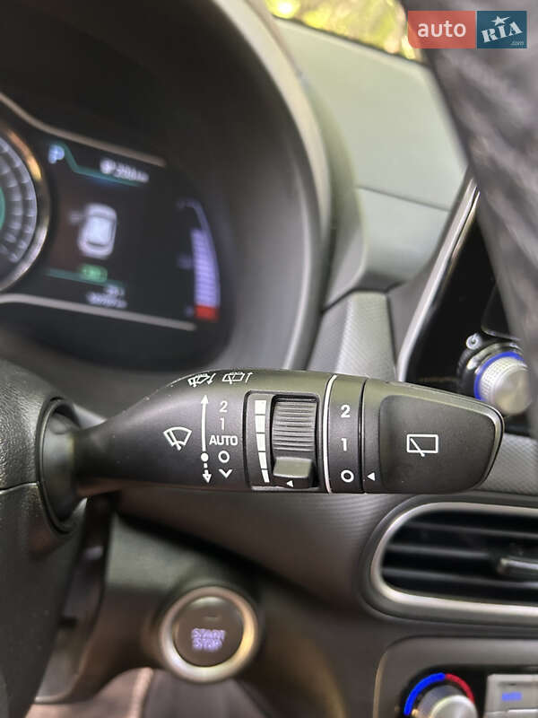 Внедорожник / Кроссовер Hyundai Kona Electric 2020 в Днепре фото 16 Внедорожник / Кроссовер Hyundai Kona Electric 2020 в Днепре