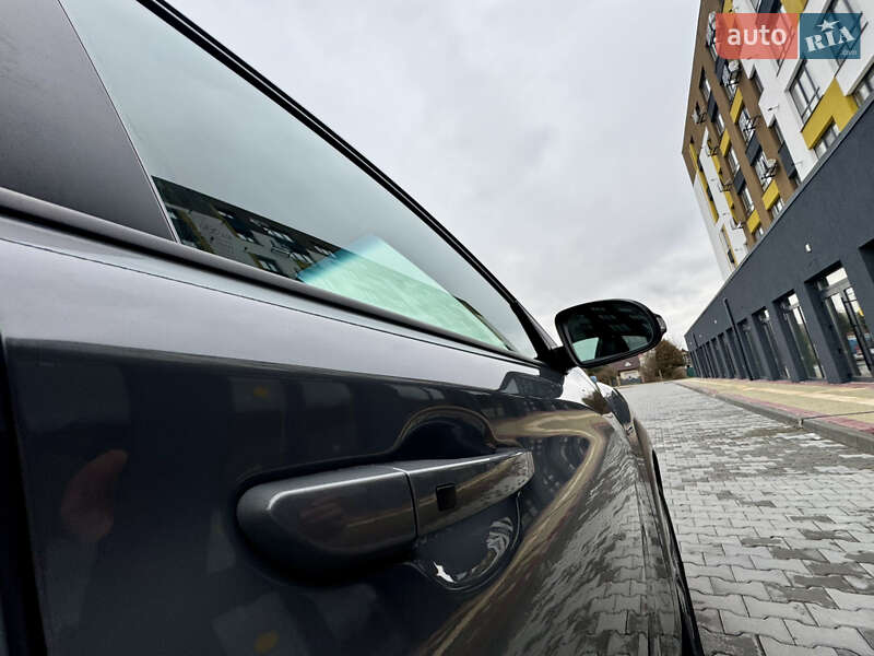 Позашляховик / Кросовер Hyundai Kona Electric 2020 в Луцьку фото 21 Позашляховик / Кросовер Hyundai Kona Electric 2020 в Луцьку