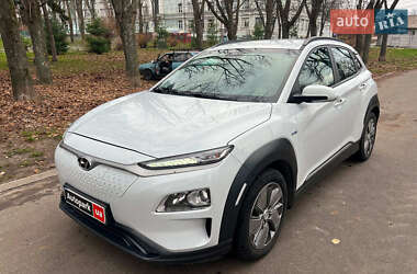 Внедорожник / Кроссовер Hyundai Kona Electric 2019 в Киеве