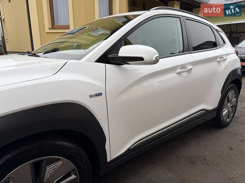 Позашляховик / Кросовер Hyundai Kona Electric 2020 в Львові фото 20 Позашляховик / Кросовер Hyundai Kona Electric 2020 в Львові