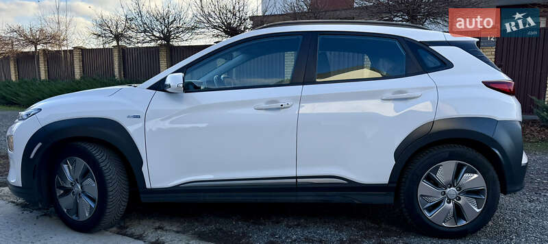 Внедорожник / Кроссовер Hyundai Kona Electric 2020 в Киеве фото 9 Внедорожник / Кроссовер Hyundai Kona Electric 2020 в Киеве