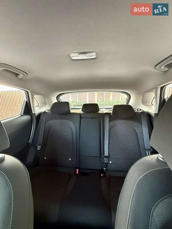 Внедорожник / Кроссовер Hyundai Kona Electric 2020 в Киеве фото 12 Внедорожник / Кроссовер Hyundai Kona Electric 2020 в Киеве