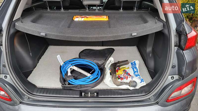 Внедорожник / Кроссовер Hyundai Kona Electric 2020 в Хмельницком