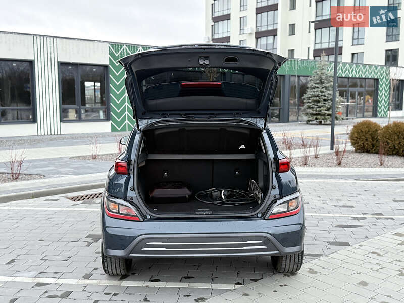 Позашляховик / Кросовер Hyundai Kona Electric 2022 в Городку