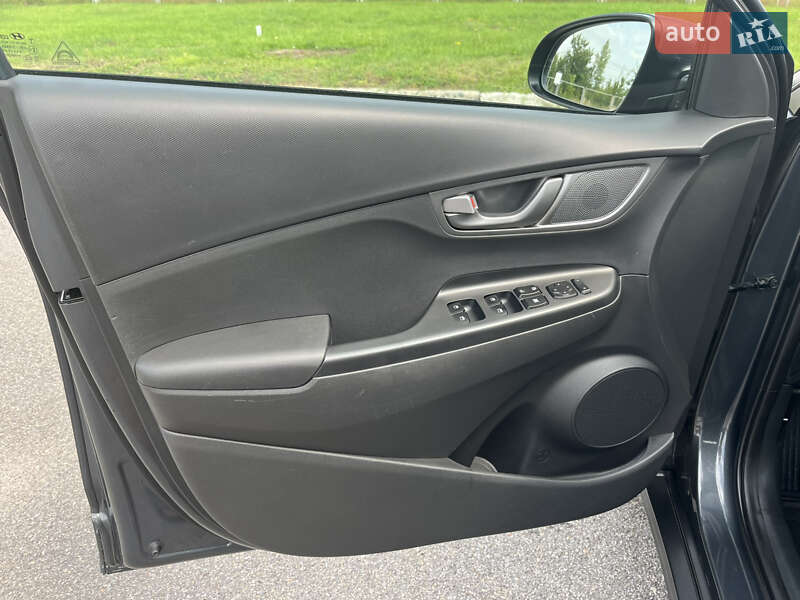 Внедорожник / Кроссовер Hyundai Kona Electric 2020 в Виннице фото 31 Внедорожник / Кроссовер Hyundai Kona Electric 2020 в Виннице