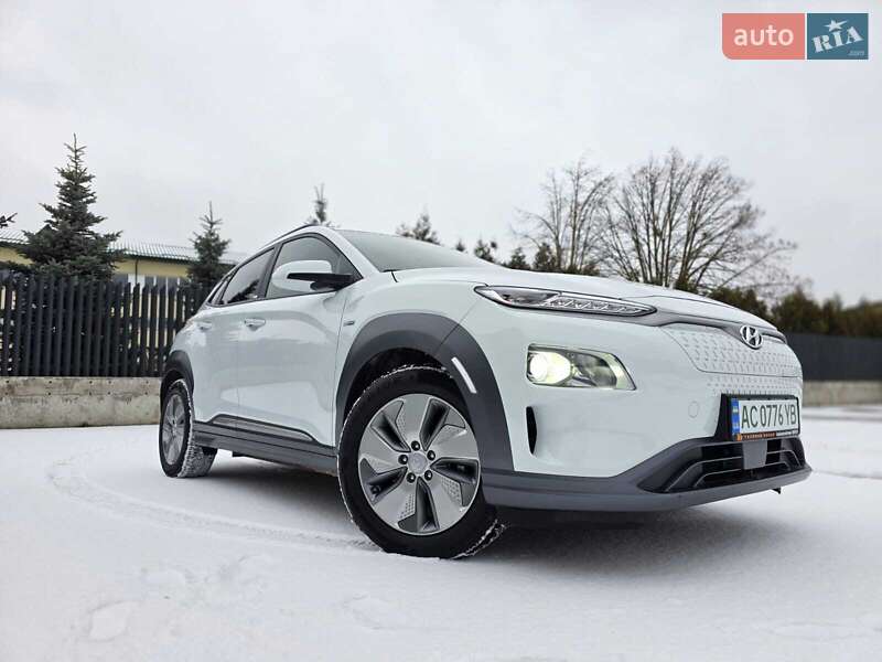 Внедорожник / Кроссовер Hyundai Kona Electric 2020 в Луцке