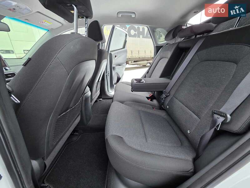 Внедорожник / Кроссовер Hyundai Kona Electric 2020 в Луцке