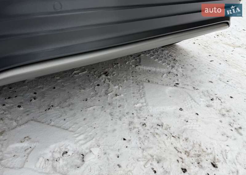 Внедорожник / Кроссовер Hyundai Kona Electric 2021 в Львове