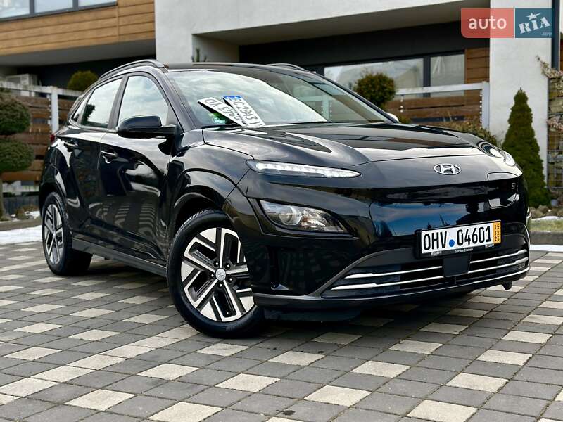 Внедорожник / Кроссовер Hyundai Kona Electric 2021 в Стрые