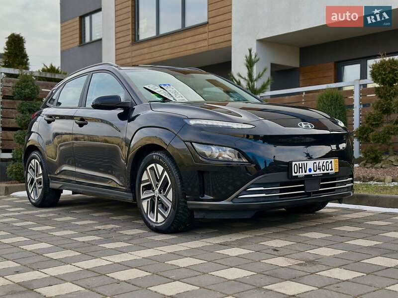 Внедорожник / Кроссовер Hyundai Kona Electric 2021 в Стрые